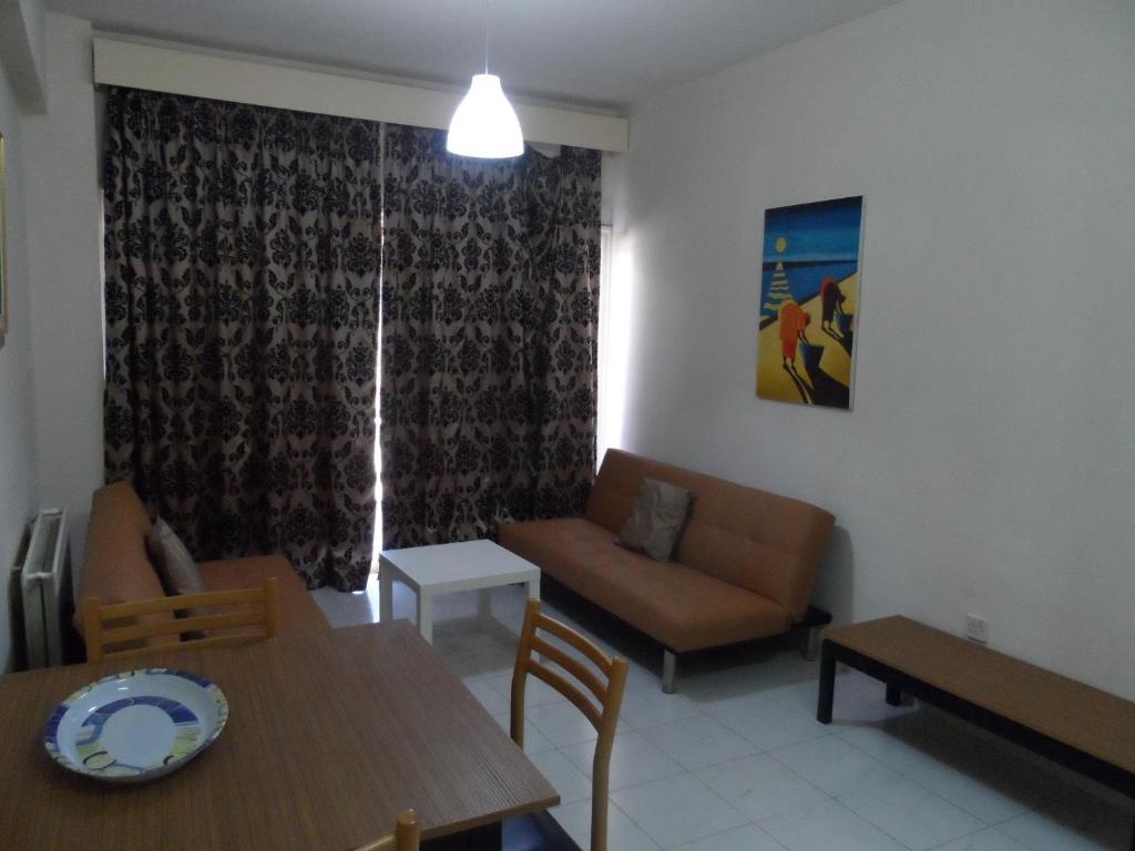 Geotanya Apartments Limasol Oda fotoğraf